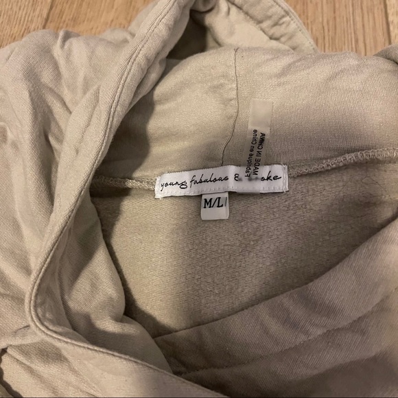 Young fabulous & broke sweatshirt - Picture 3 of 3